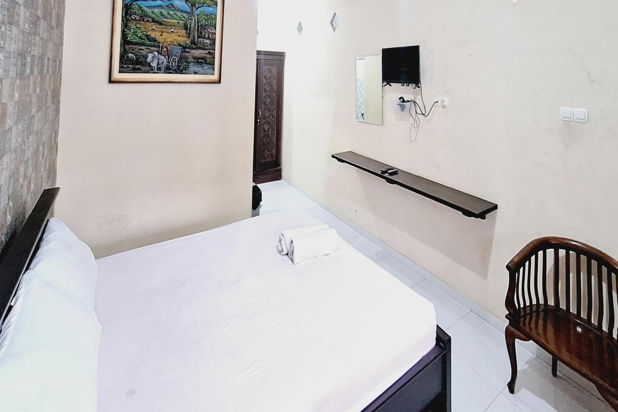 Villa Bukit Bunga Syariah Redpartner Pacet Mojokerto エクステリア 写真