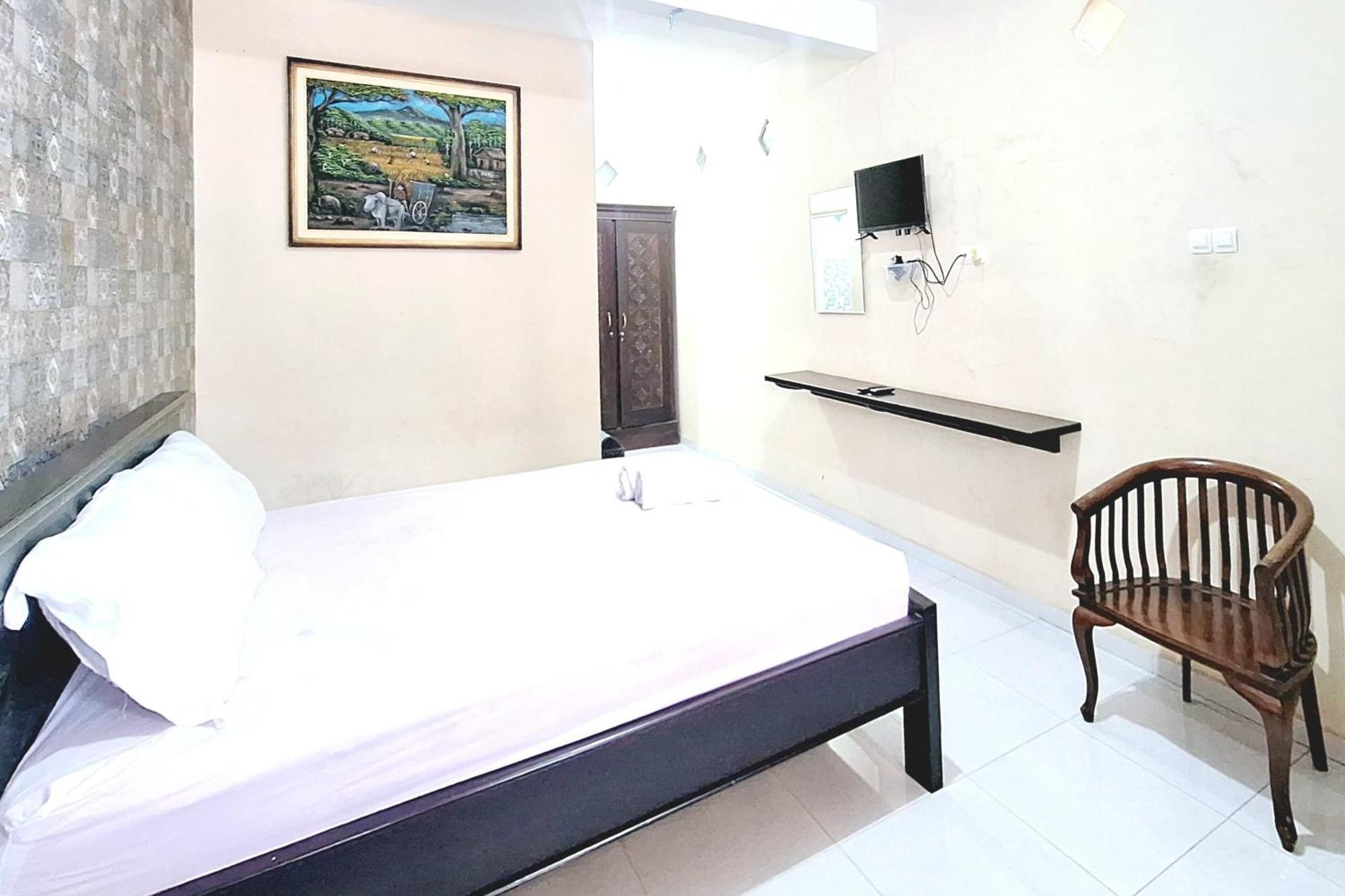Villa Bukit Bunga Syariah Redpartner Pacet Mojokerto エクステリア 写真