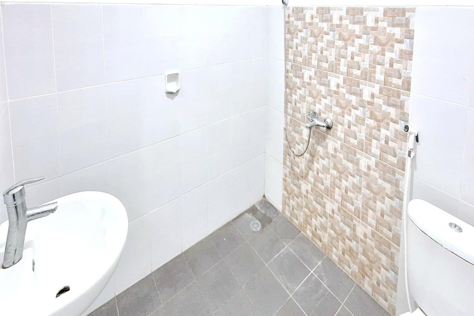 Villa Bukit Bunga Syariah Redpartner Pacet Mojokerto エクステリア 写真
